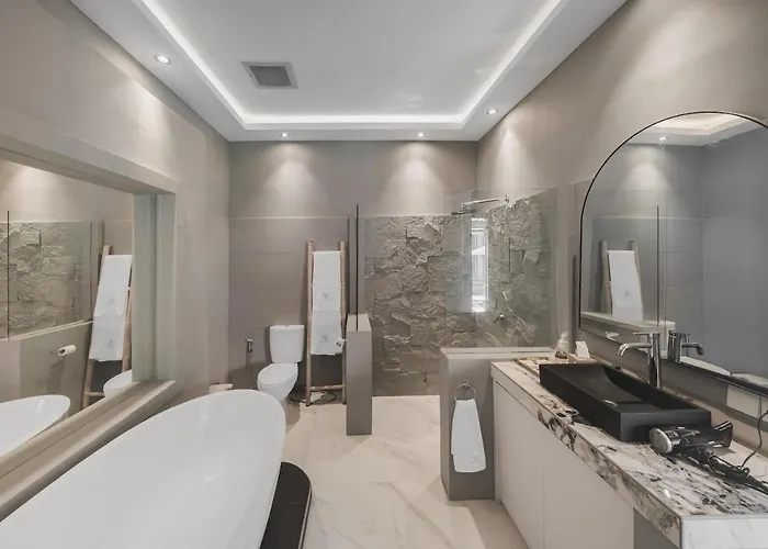 Xxtra - Luxury 4br - Sauna, Bar & Cold Plunge Villa