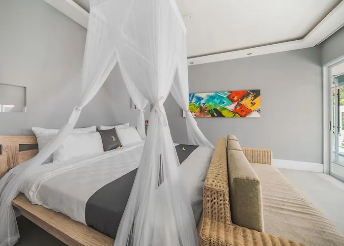 Villa Xxtra - Luxury 4br - Sauna, Bar & Cold Plunge Seminyak