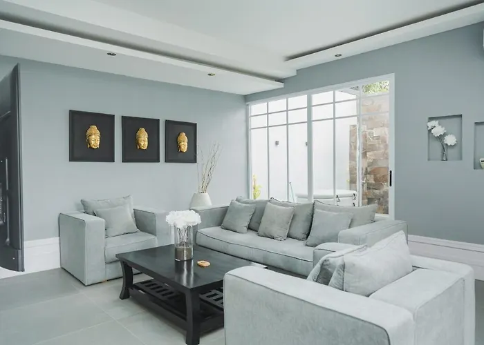 Villa Xxtra - Luxury 4br - Sauna, Bar & Cold Plunge *